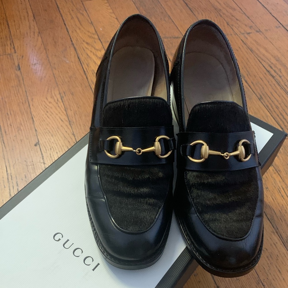 Gucci Black Leather Heeled Loafer